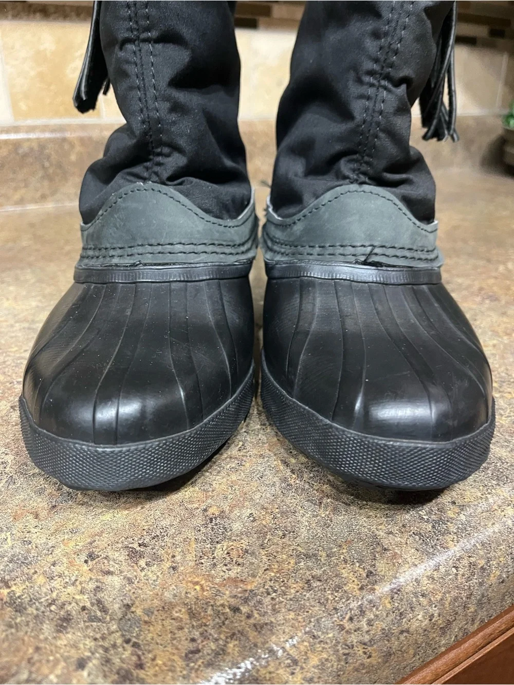 RARE Vintage Sorel Made in Canada Black Tassel Rubber Snow Boots Women’s 8